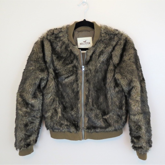 Hollister Jackets & Blazers - Hollister Brown Faux Fur Bomber Jacket S